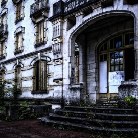 TOP 3 HAUNTED HOTELS IN AMERICA